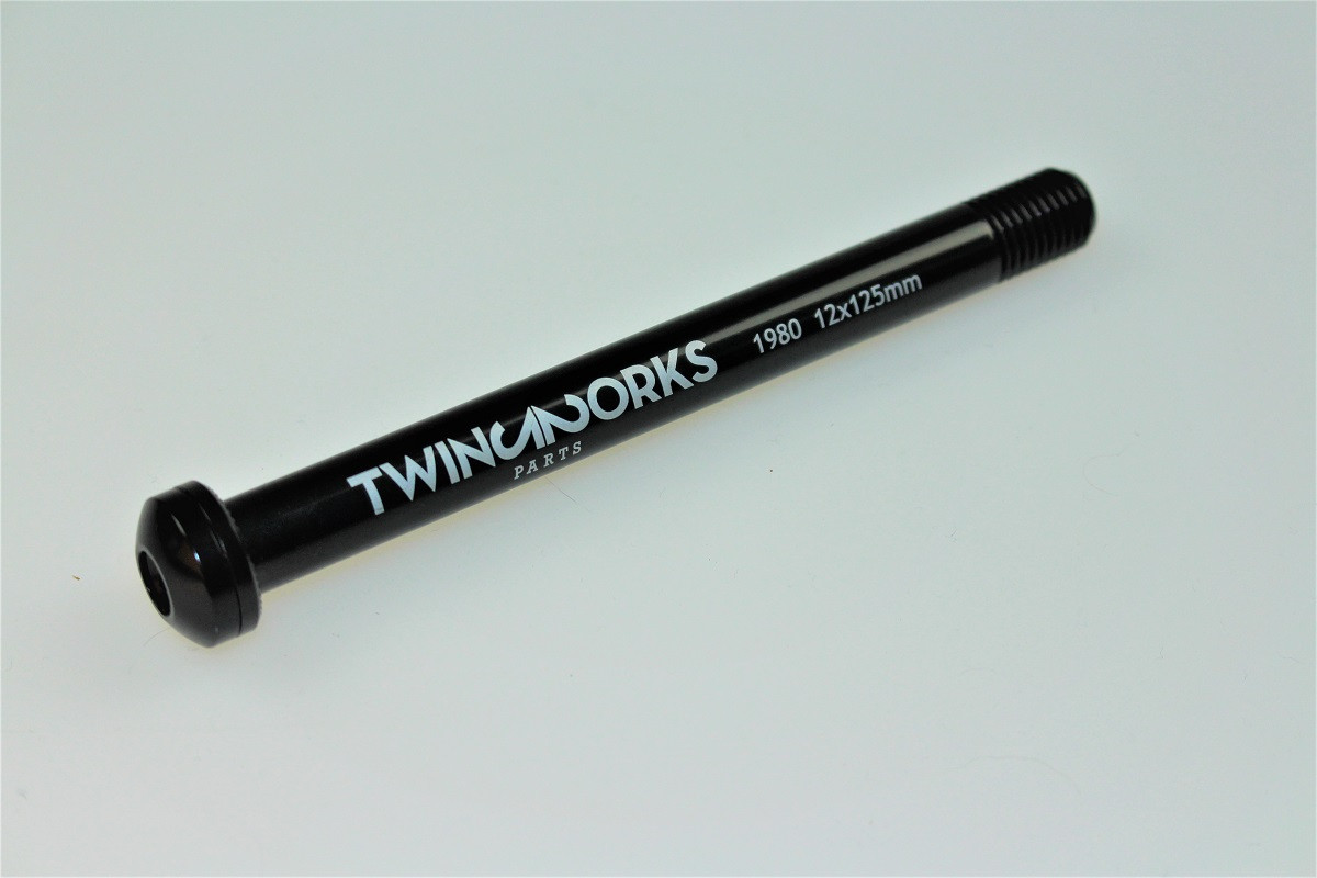 TwinWorks 1980 Aluminium thru axle 12*1.5x125mm
