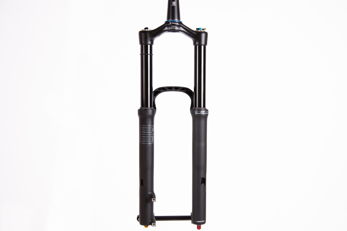 Formula Selva S 27,5 inch, 180mm fork, 15x110mm Boost, black