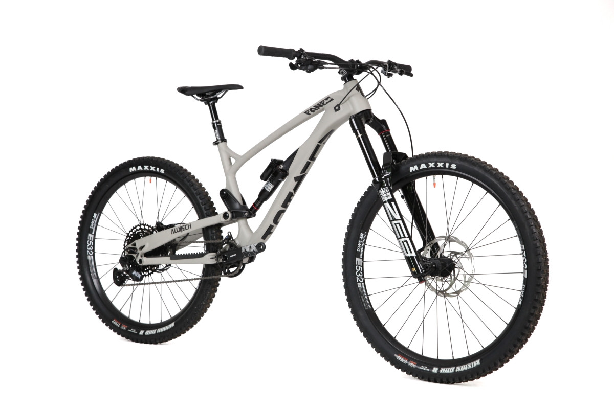 Fanes 6.1 Custom MX Sand Beige Matt Gr. L