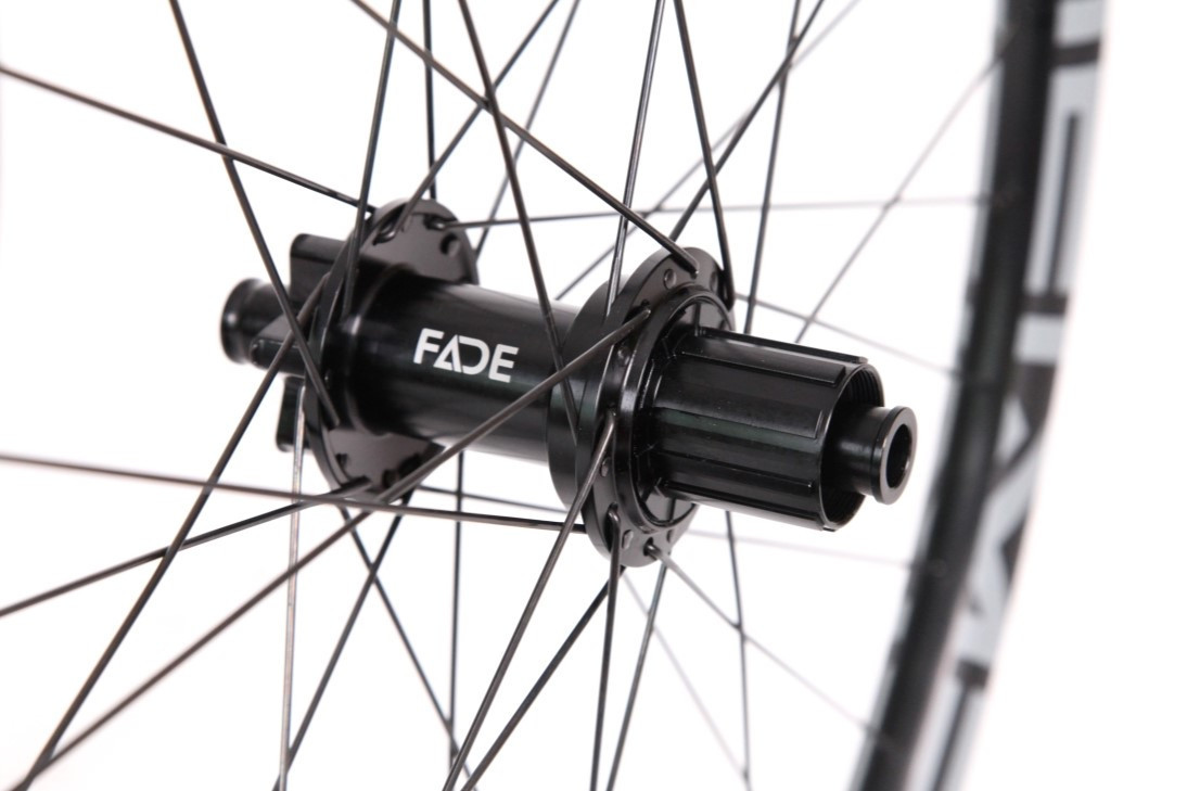 Newmen Evolution E.G. 30 DH wheel set 27.5 20x110/12x 148 Shimano HG