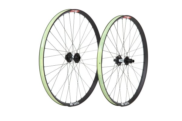 DT Swiss wheel set FR541 DEG DF72 Classic 30 black Boost Disc 6-bolt